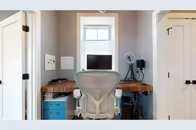 459 E 8th #1, Boston, MA 02127 - Photo 24