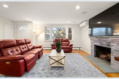 38 Irving Dr, Walpole, MA 02081 - Photo 6