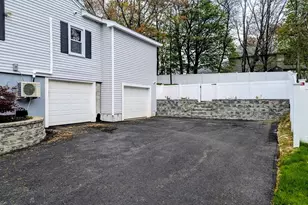 38 Irving Dr, Walpole, MA 02081 - Photo 2