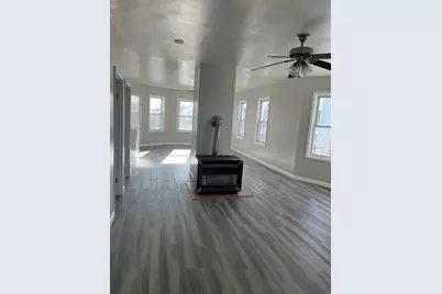 171 Tinkham St #3, New Bedford, MA 02746 - Photo 4