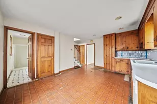 10 Cottage Ave, Danvers, MA 01923 - Photo 10