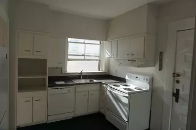 1800 Mass Ave #32, Cambridge, MA 02140 - Photo 4