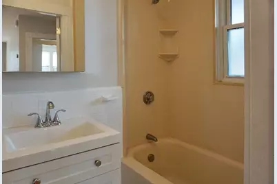 2 Ivaloo St #6B, Somerville, MA 02143 - Photo 4