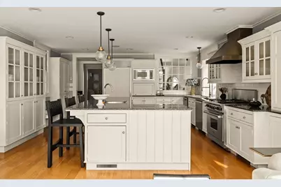 59 Harbor Ave, Marblehead, MA 01945 - Photo 12