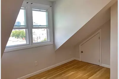 160 Broadway St #3, Somerville, MA 02145 - Photo 8