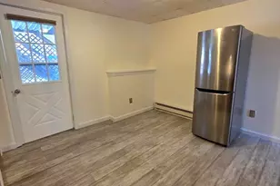 204 Bourne St, Palmer, MA 01080 - Photo 6