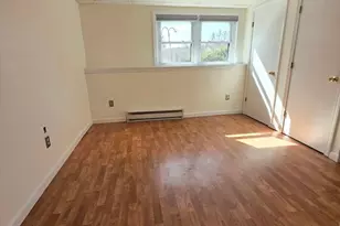 204 Bourne St, Palmer, MA 01080 - Photo 10