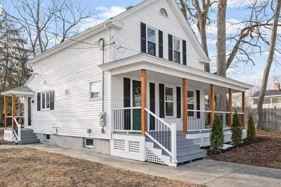 328 Oxford St N, Auburn, MA 01501 - Photo 2