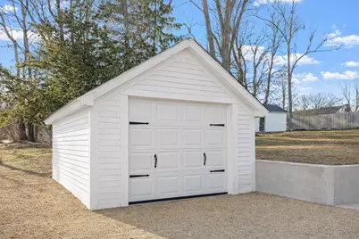 328 Oxford St N, Auburn, MA 01501 - Photo 24