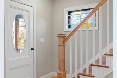 328 Oxford St N, Auburn, MA 01501 - Photo 6