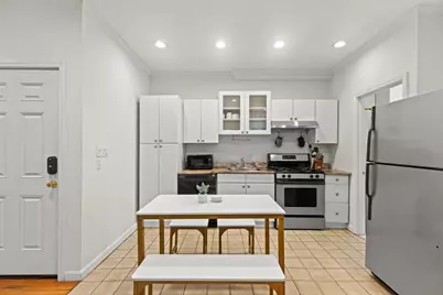 245 W 5th St #2, Boston, MA 02127 - Photo 4