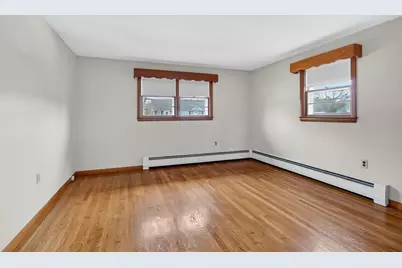 5 Crestwood Cir, Lawrence, MA 01843 - Photo 18