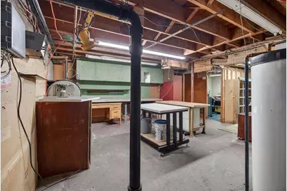 5 Crestwood Cir, Lawrence, MA 01843 - Photo 32