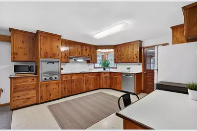 5 Crestwood Cir, Lawrence, MA 01843 - Photo 6