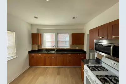 34 Channing St #2, Newton, MA 02458 - Photo 4