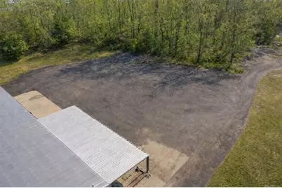 13 West Parkway #B, Plainfield, CT 06374 - Photo 8