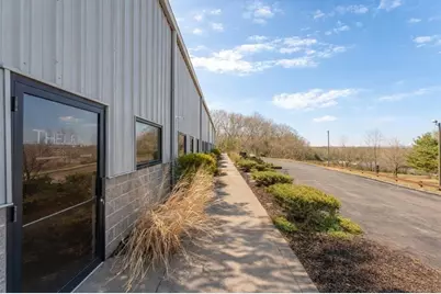 13 West Parkway #B, Plainfield, CT 06374 - Photo 4