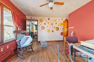 38 Garnet St, Worcester, MA 01607 - Photo 10