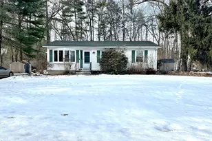 9 Hancock Ln, Greenfield, MA 01301 - Photo 1