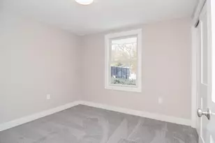 27 Fenway Dr, Framingham, MA 01701 - Photo 14