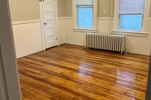 517 Cottage St, New Bedford, MA 02740 - Photo 4