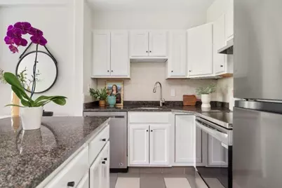 29 Concord Ave #704, Cambridge, MA 02138 - Photo 2