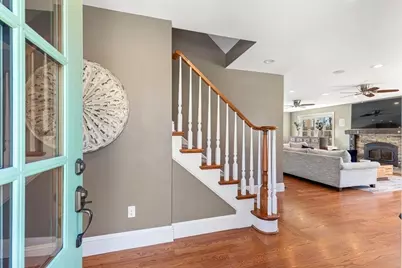 100 Bradley Street, Seekonk, MA 02771 - Photo 4