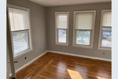 165 Oxford St #3, Auburn, MA 01501 - Photo 4