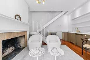 320 Tappan St, Brookline, MA 02445 - Photo 2