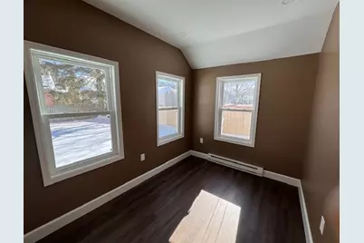 119 Powell Ave, Springfield, MA 01118 - Photo 4