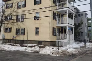 24 Derby St, Somerville, MA 02145 - Photo 4