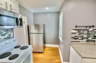 161 Webster St, Malden, MA 02148 - Photo 2