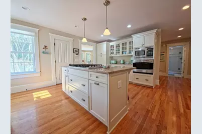 552 Main St, Barnstable, MA 02635 - Photo 14