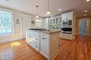552 Main St, Barnstable, MA 02635 - Photo 14