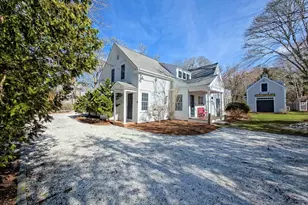 552 Main St, Barnstable, MA 02635 - Photo 1