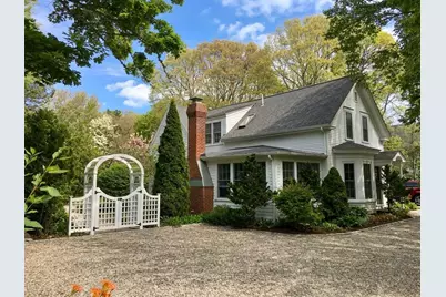 552 Main St, Barnstable, MA 02635 - Photo 1