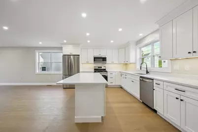 108 Stowe St #110, Fall River, MA 02720 - Photo 4