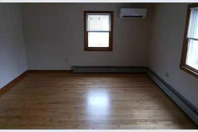 121 King Philip Rd, Worcester, MA 01606 - Photo 8