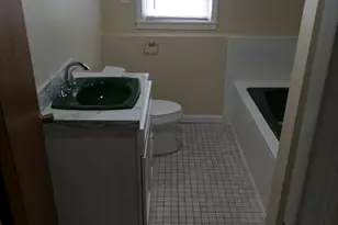 121 King Philip Rd, Worcester, MA 01606 - Photo 30