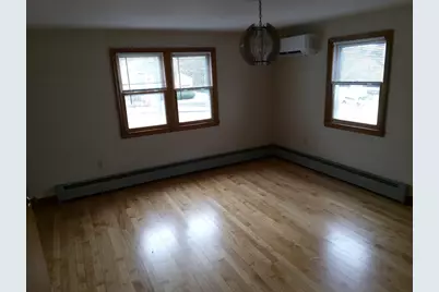 121 King Philip Rd, Worcester, MA 01606 - Photo 4