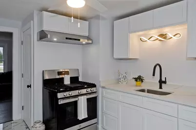 88 Woodmont St, Westfield, MA 01085 - Photo 4