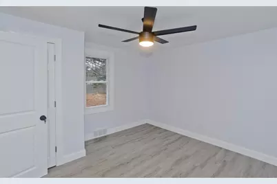 88 Woodmont St, Westfield, MA 01085 - Photo 18