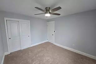 288 Pleasant St, Stoughton, MA 02072 - Photo 16