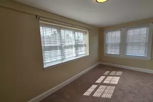 288 Pleasant St, Stoughton, MA 02072 - Photo 8