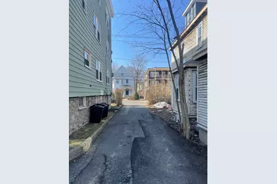 700 Metropolitan Ave #3R, Boston, MA 02136 - Photo 12