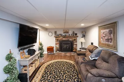 32 Crestwood Dr, Southbridge, MA 01550 - Photo 22