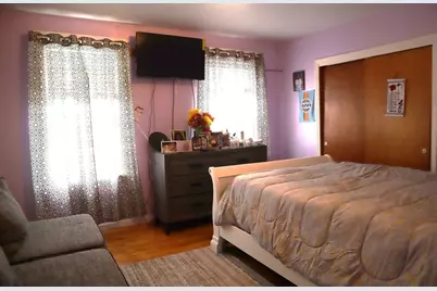 81 Pilgrim Ave, Worcester, MA 01604 - Photo 12