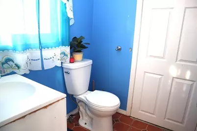 81 Pilgrim Ave, Worcester, MA 01604 - Photo 10