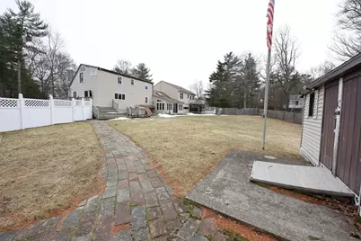 100 Valley St, Pembroke, MA 02359 - Photo 34