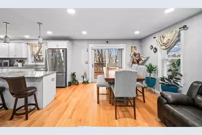 19 Observatory Ave, Haverhill, MA 01832 - Photo 6